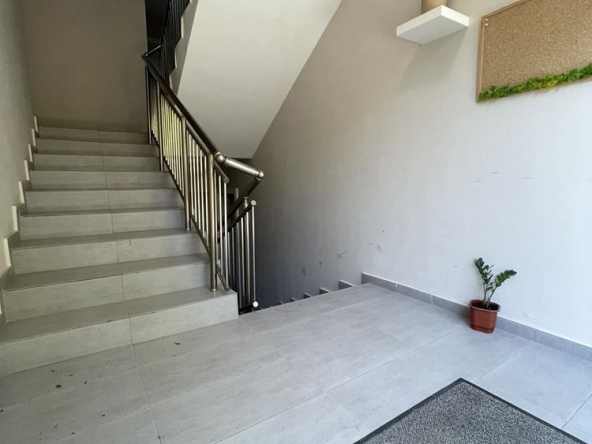 Тристаен апартамент в Варна, Възраждане 2 - 111 кв.м за 856 €/кв.м - Снимка #1