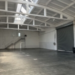 Дава се под наем Промишлена сграда в Русе, Промишлена зона - Изток - 579 кв.м за 1650 € - Снимка #1