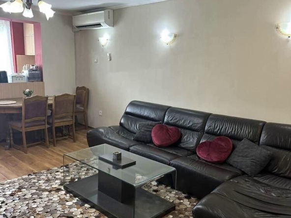 Дава се под наем Къща в София, Горубляне - 12 кв.м за 250 € - Снимка #1