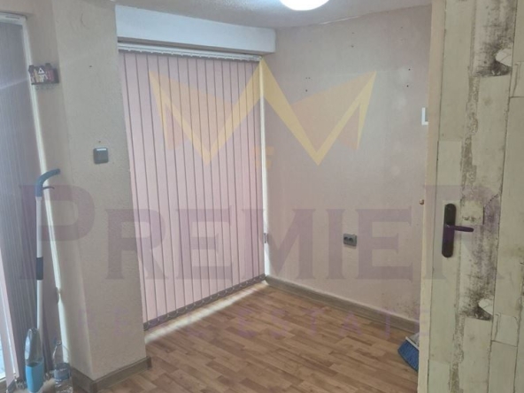 Дава се под наем Магазин в Варна, Спортна зала - 12 кв.м за 163.2 € - Снимка #1