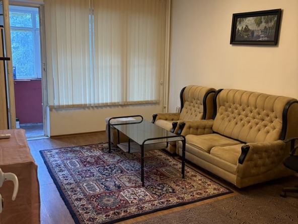 Дава се под наем Тристаен апартамент в Варна, Възраждане 1 - 70 кв.м за 408 € - Снимка #1