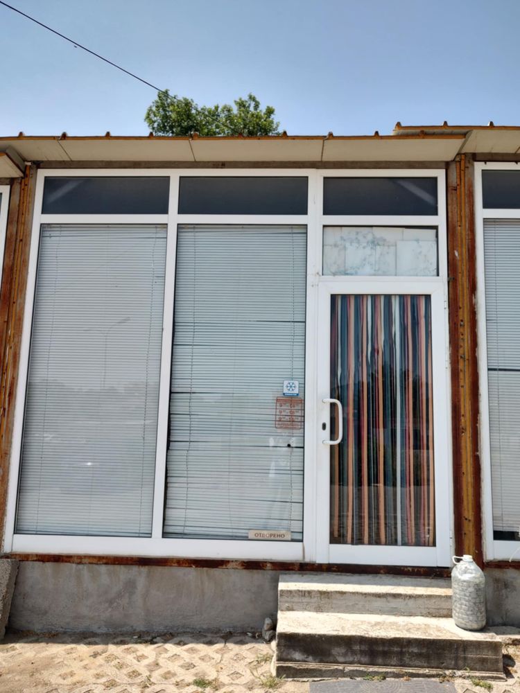 Магазин в Сливен, Българка - 20 кв.м за 102 €/кв.м - Снимка #1