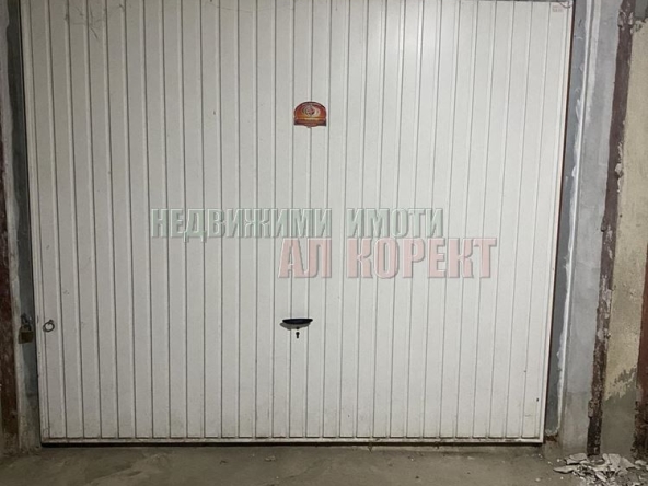 Гараж / Паркомясто в Варна, Окръжна болница - 20 кв.м за 1750 €/кв.м - Снимка #1