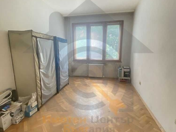 Тристаен апартамент в София, Лозенец - 76 кв.м за 4474 €/кв.м - Снимка #1