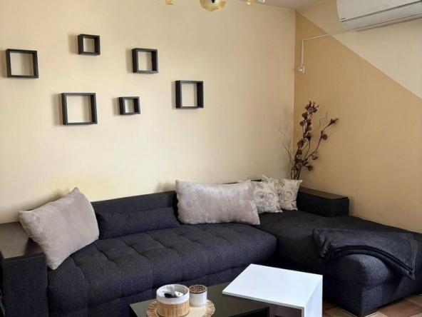 Дава се под наем Двустаен апартамент в Плевен, Мара Денчева - 60 кв.м за 357 € - Снимка #1