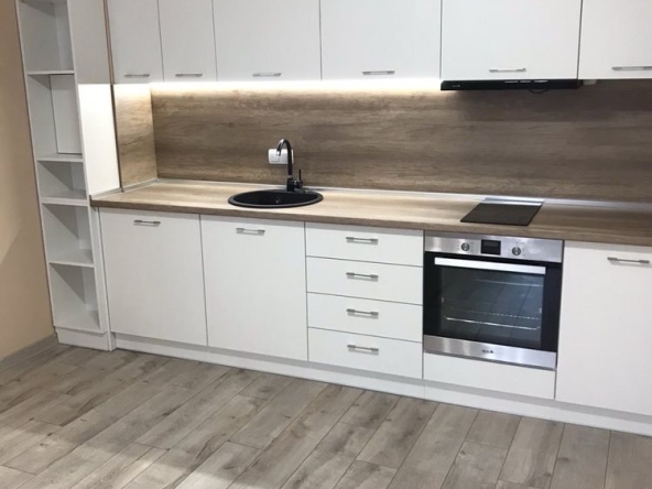 Дава се под наем Двустаен апартамент в София, Надежда 2 - 74 кв.м за 612 € - Снимка #1