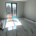 Двустаен апартамент в Варна, Владислав Варненчик - 69 кв.м за 1444 €/кв.м - Снимка #1