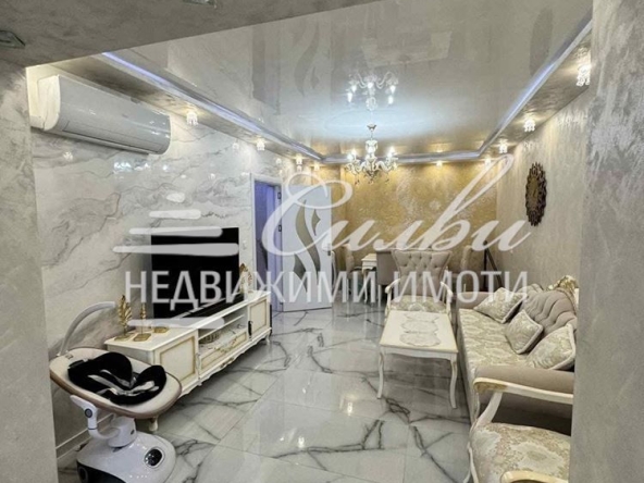 Двустаен апартамент в Шумен, Боян Българанов 1 - 48 кв.м за 1859 €/кв.м - Снимка #1