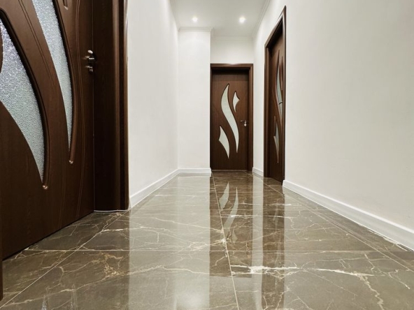 Дава се под наем Тристаен апартамент в София, Красна поляна 2 - 85 кв.м за 600 € - Снимка #1