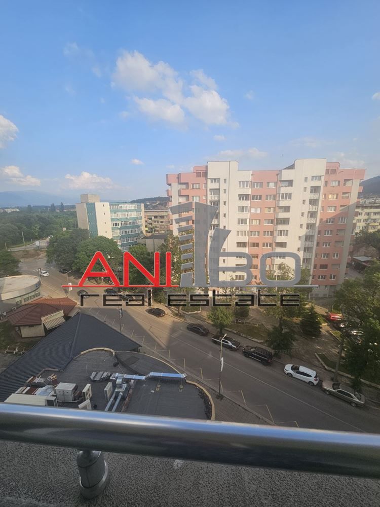 Двустаен апартамент в Перник, Център - 90 кв.м за 1500 €/кв.м - Снимка #1