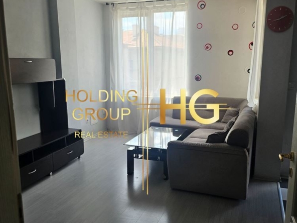 Тристаен апартамент в Варна, Цветен квартал - 87 кв.м за 2138 €/кв.м - Снимка #1