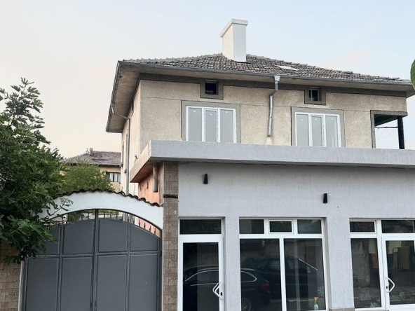 Къща в Пловдив, Каменица 1 - 300 кв.м за 296 €/кв.м - Снимка #1