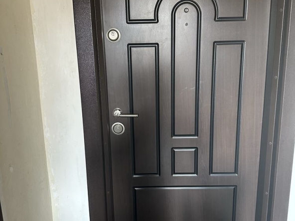 Дава се под наем Двустаен апартамент в Разград, Център - 42 кв.м за 229.5 € - Снимка #1