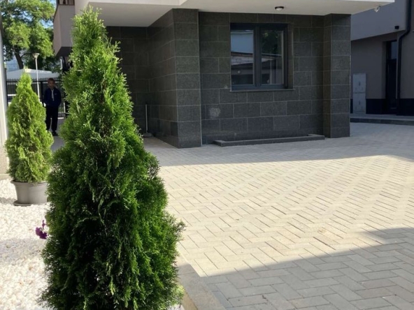 Дава се под наем Офис в Пловдив, Мараша - 37 кв.м за 280 € - Снимка #1