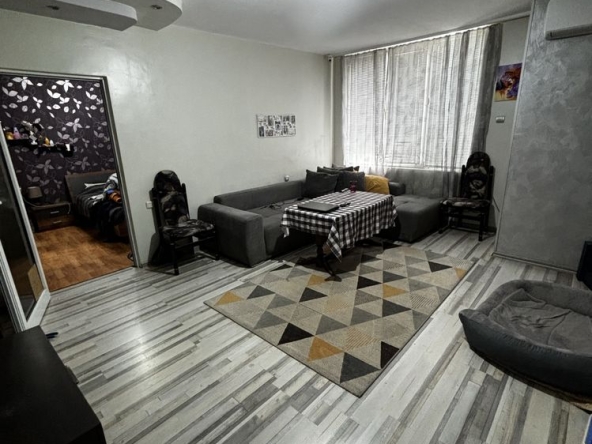 Тристаен апартамент в Пещера - 90 кв.м за 907 €/кв.м - Снимка #1