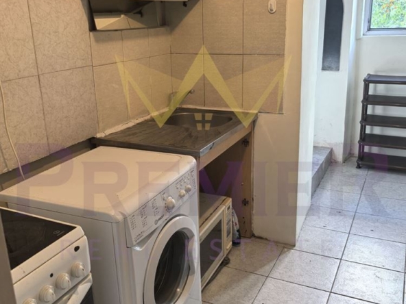 Дава се под наем Етаж от къща в Варна, Левски - 45 кв.м за 306 € - Снимка #1