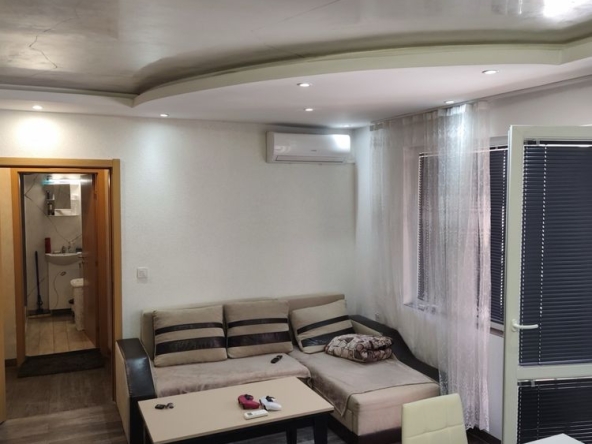 Дава се под наем Двустаен апартамент в Сливен, Даме Груев - 65 кв.м за 408 € - Снимка #1