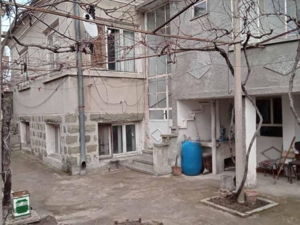 Къща в Айтос - 126 кв.м за 794 €/кв.м - Снимка #1