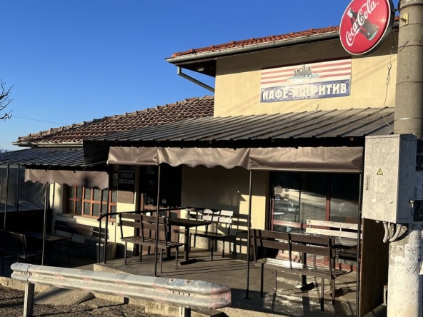 Дава се под наем Заведение в Велико Търново, Акация - 100 кв.м за 306 € - Снимка #1