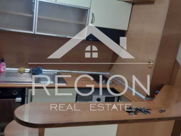 Дава се под наем Тристаен апартамент в Варна, Лятно кино Тракия - 92 кв.м за 561 € - Снимка #1