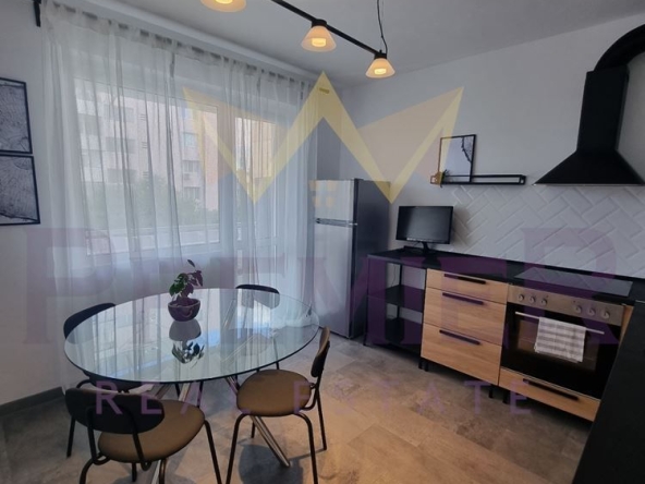 Дава се под наем Двустаен апартамент в Варна, Нептун - 60 кв.м за 561 € - Снимка #1