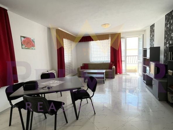 Тристаен апартамент в Варна, Бриз - 108 кв.м за 1843 €/кв.м - Снимка #1