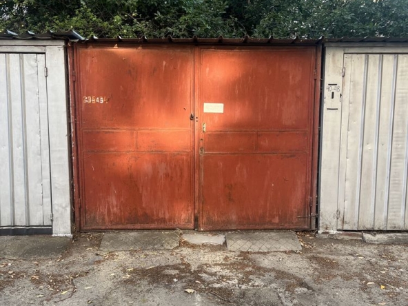 Гараж / Паркомясто в Казанлък - 10 кв.м за 16 €/кв.м - Снимка #1