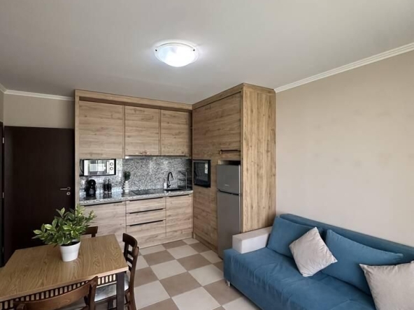 Двустаен апартамент в Созопол - 56 кв.м за 2200 €/кв.м - Снимка #1