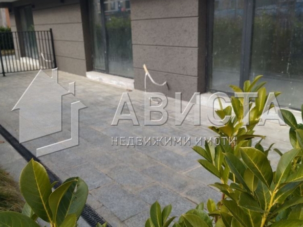 Дава се под наем Двустаен апартамент в София, Витоша - 148 кв.м за 612 € - Снимка #1