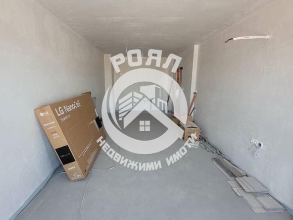 Двустаен апартамент в Пловдив, Гагарин - 70 кв.м за 1615 €/кв.м - Снимка #1