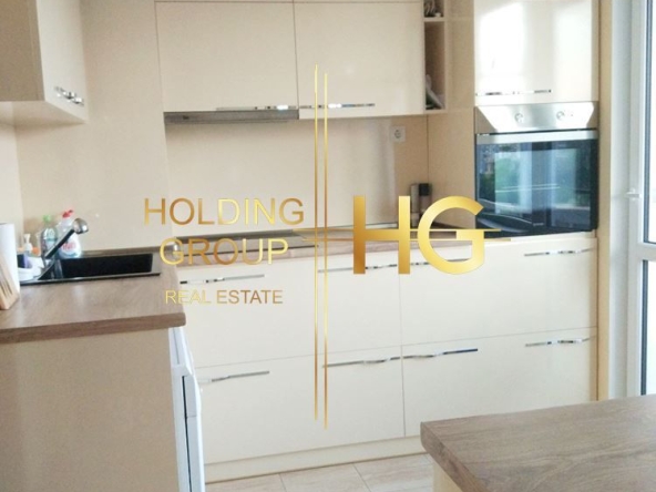 Тристаен апартамент в Варна, Младост 1 - 82 кв.м за 1947 €/кв.м - Снимка #1