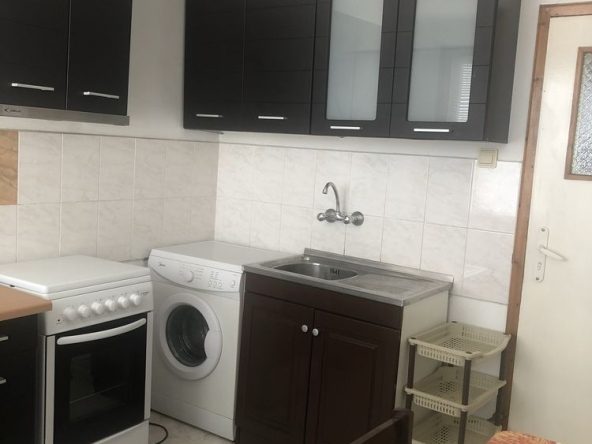 Дава се под наем Двустаен апартамент в Варна, Колхозен пазар - 55 кв.м за 295.8 € - Снимка #1