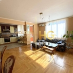 Тристаен апартамент в Варна, Бриз - 120 кв.м за 1959 €/кв.м - Снимка #1