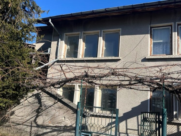 Къща в Стражица - 120 кв.м за 298 €/кв.м - Снимка #1