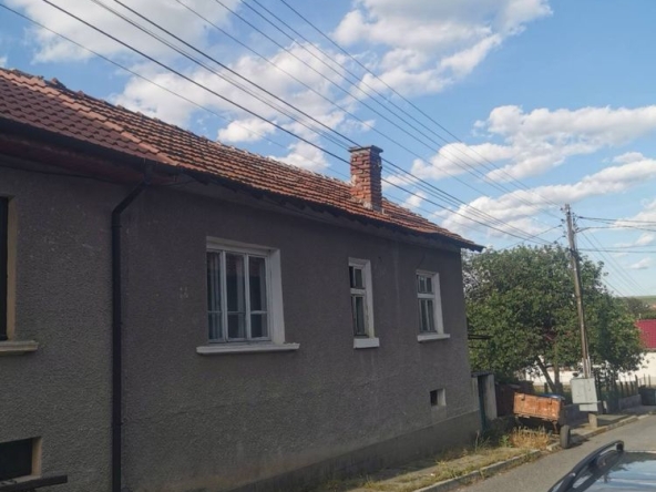 Къща в с. Чавдар, Област София-област - 73 кв.м за 70 €/кв.м - Снимка #1