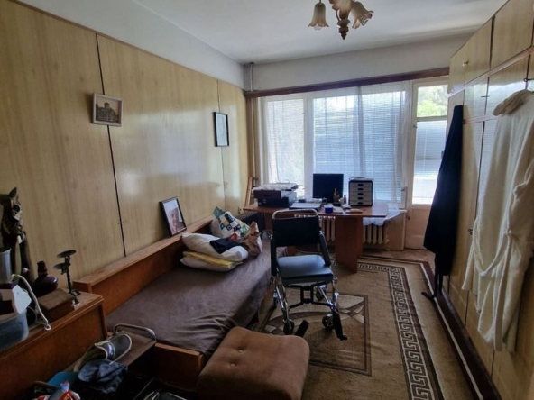 Тристаен апартамент в София, Лозенец - 94 кв.м за 3937 €/кв.м - Снимка #1