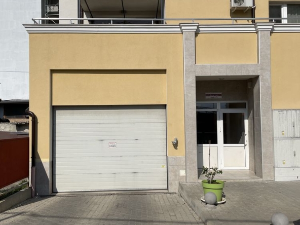 Дава се под наем Едностаен апартамент в София, Надежда 2 - 13 кв.м за 102 € - Снимка #1