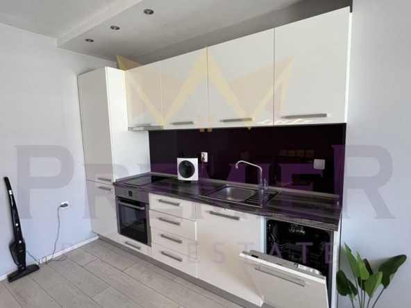 Дава се под наем Двустаен апартамент в Варна, Победа - 50 кв.м за 561 € - Снимка #1