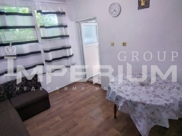 Дава се под наем Двустаен апартамент в Варна, Цветен квартал - 55 кв.м за 255 € - Снимка #1