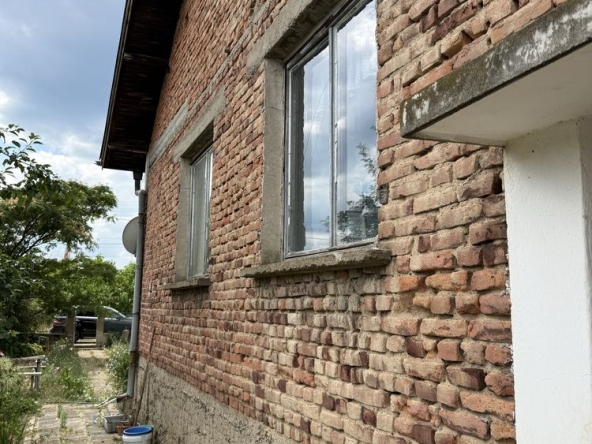 Къща в с. Габарево, Област Стара Загора - 100 кв.м за 765 €/кв.м - Снимка #1