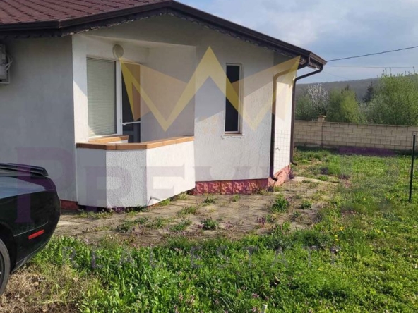 Къща в с. Юнец, Област Варна - 139 кв.м за 749 €/кв.м - Снимка #1