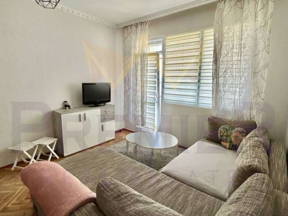 Четиристаен апартамент в Варна, Левски - 80 кв.м за 1999 €/кв.м - Снимка #1