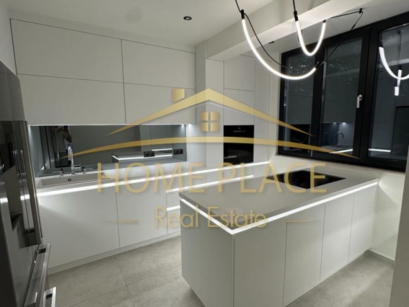 Дава се под наем Тристаен апартамент в Варна, Трошево - 100 кв.м за 1071 € - Снимка #1