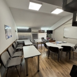 Дава се под наем Офис в Казанлък - 27 кв.м за 183.6 € - Снимка #1