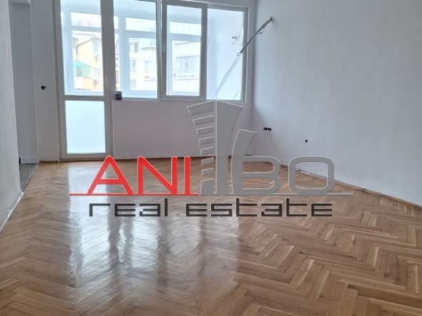 Четиристаен апартамент в Варна, Лятно кино Тракия - 148 кв.м за 1588 €/кв.м - Снимка #1