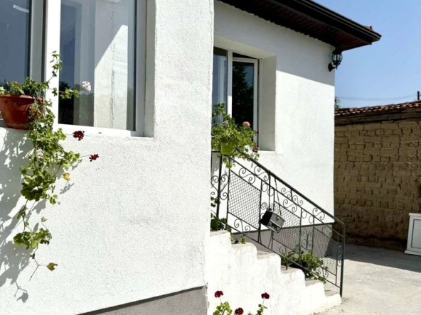 Къща в с. Черничево, Област Пловдив - 80 кв.м за 732 €/кв.м - Снимка #1