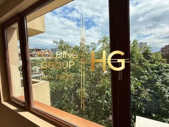 Тристаен апартамент в Варна, Левски - 79 кв.м за 2450 €/кв.м - Снимка #1