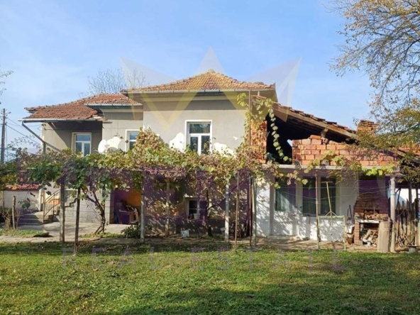 Къща в с. Разлив, Област София-област - 160 кв.м за 375 €/кв.м - Снимка #1