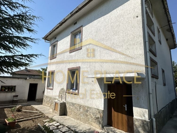 Къща в с. Страшимирово, Област Варна - 250 кв.м за 834 €/кв.м - Снимка #1