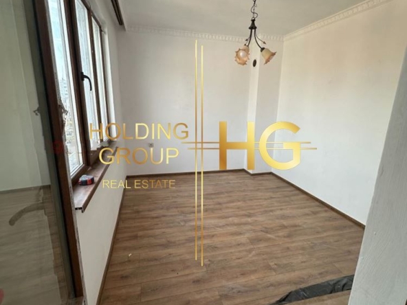 Тристаен апартамент в Варна, Цветен квартал - 85 кв.м за 1758 €/кв.м - Снимка #1